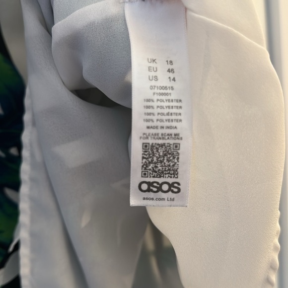 ASOS DESIGN CURVE Printed Cami in Tropical Stripe - Picture 6 of 7